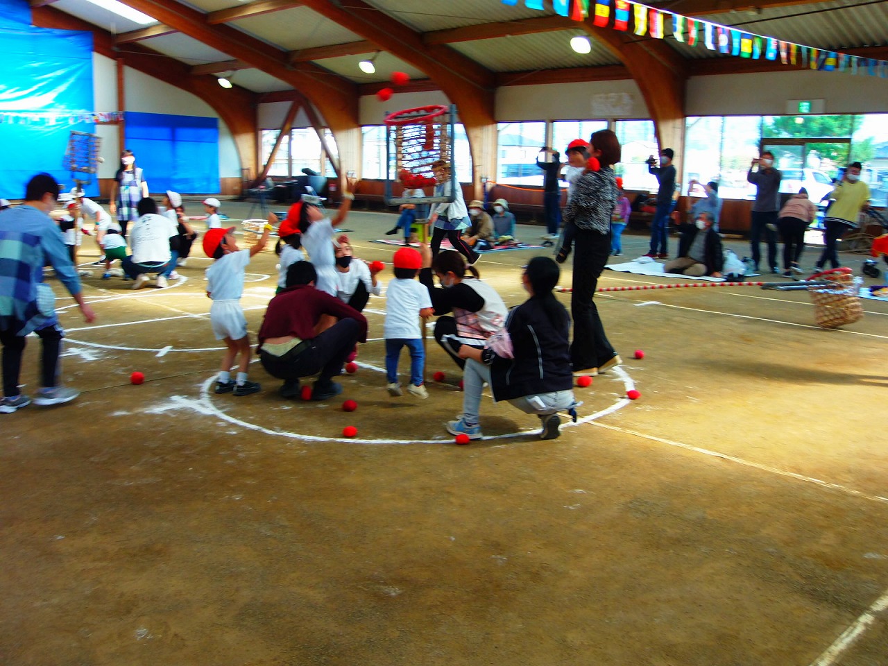 里曲（さとわ）保育園